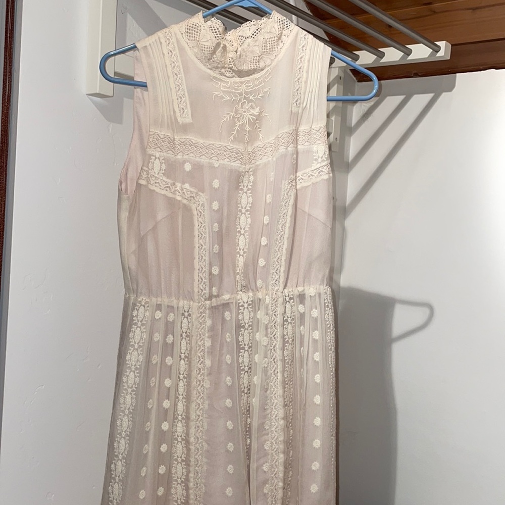 Lace mini dress
